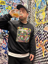 Laden Sie das Bild in den Galerie-Viewer, Ghetto Justice Stick Sweater Tripsitting Cover