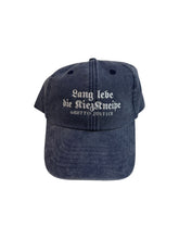 Laden Sie das Bild in den Galerie-Viewer, Ghetto Justice vintage Dad Cap "lang lebe die Kiezkneipe"