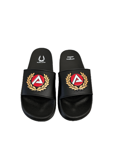 Pre-Order Arbeitsamt Ultras Latschen mit 3D Prägung
